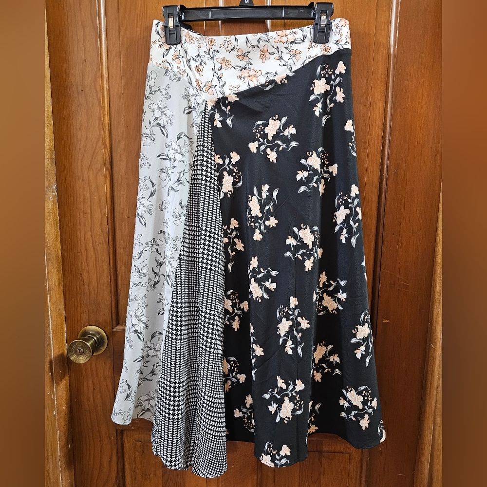 Calvin Klein Skirt NWT Multi Color 18W